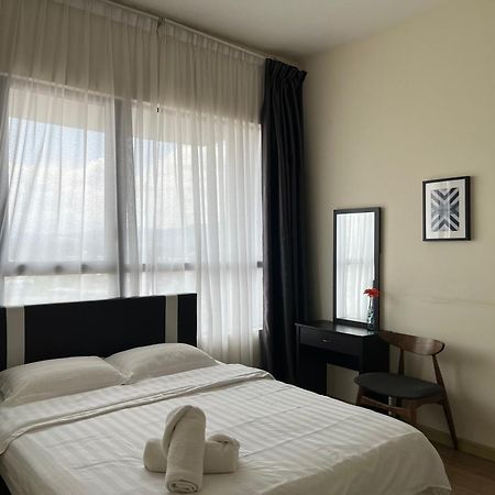 Casa Rv Homestay Mkh Boulevard Каджанг Экстерьер фото