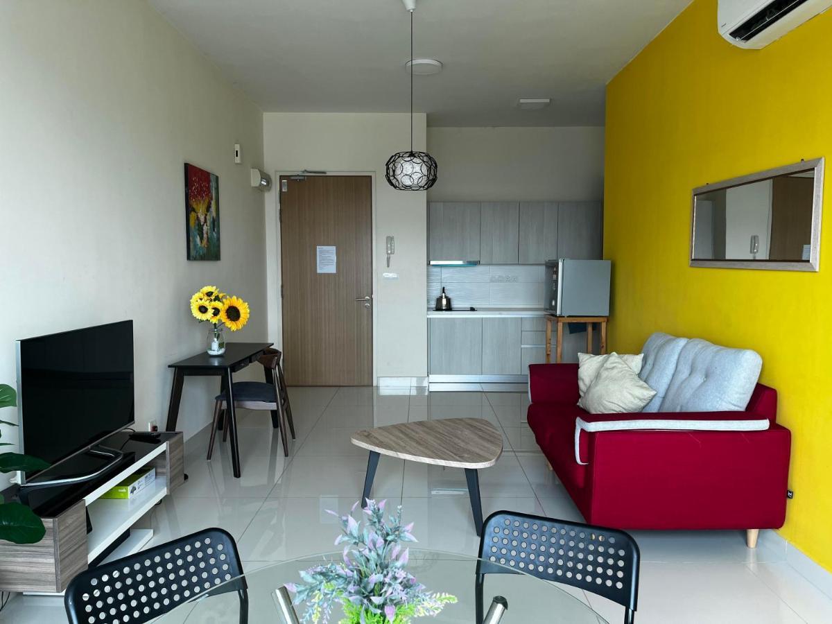 Casa Rv Homestay Mkh Boulevard Каджанг Экстерьер фото