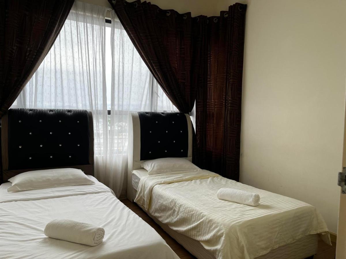 Casa Rv Homestay Mkh Boulevard Каджанг Экстерьер фото